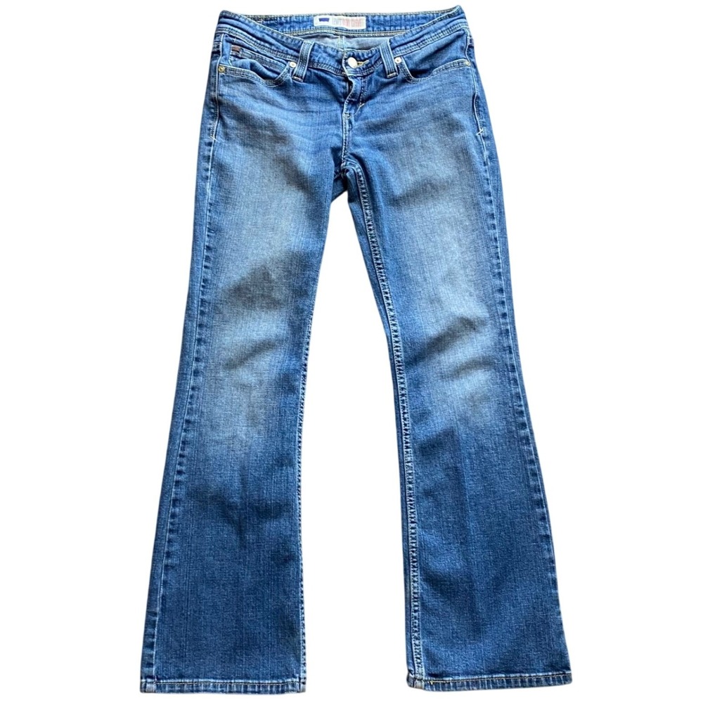 Levis Demi Curve Jeans Juniors 7 Short Bootcut Mid Rise‎ Medium Wash, Denim Y2K